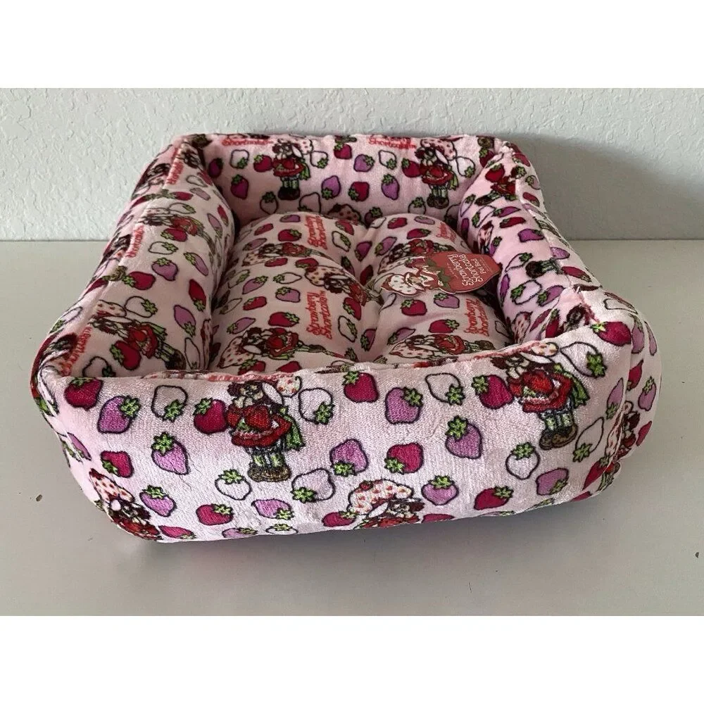 Strawberry Shortcake Dog Cat Pet Cuddler Bed 20 X 16 X 6”‎ Pink Soft Velvet NEW